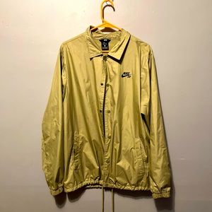 Men’s Nike SB Jacket